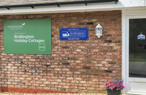 Bridlington Cottage | Comfortable modern cottage with one double and one with adult size bunks.