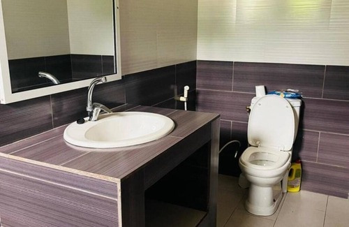 Bingerville Apartment | Comfortable stay in Abidjan, Apartment 2 Bedrooms with Balcony for 4 Pers