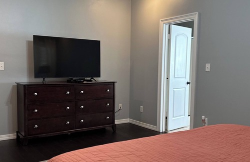 Frenchmans Bend House | Comforts of home with pool in great Sterlington location!