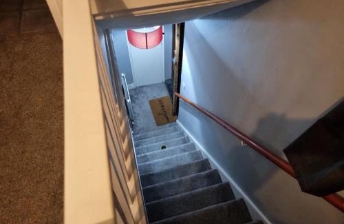 Heath Apartment | Comfy 1st floor flat, sleeps 4