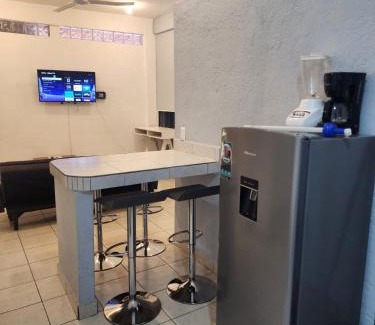 Almacen Apartment | Comfy 2Bedroom minutes from downtown & fast wi-fi