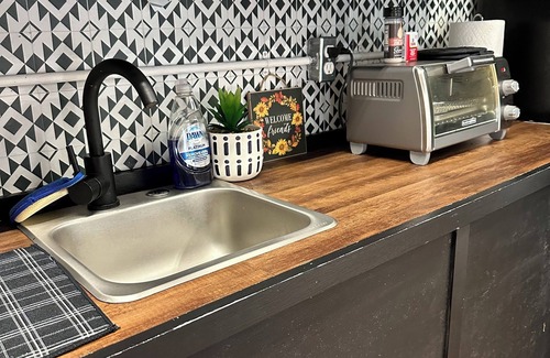 Pontotoc Apartment | Comfy cottage with no pet or cleaning fees