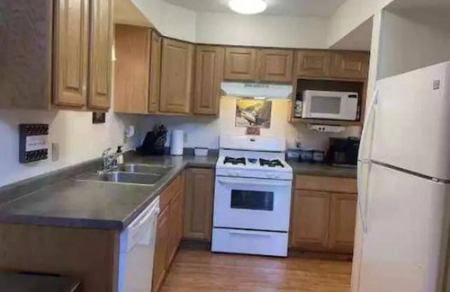 Warrens Cabin | Comfy cozy log cabin, spectacular view.