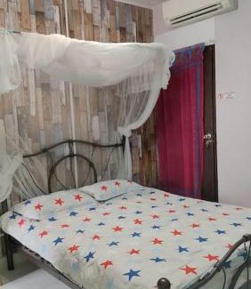 Kampung Cantik Apartment | Comfy Home Near to Penang Hill