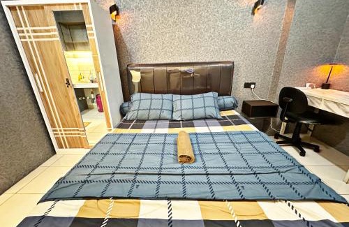 Pluit Apartment | Comfy Studio with Smart Tv&Fast Wifi @Baywalk Mall