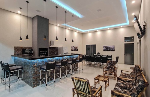 Olimpia House | COMMANDER'S CORNER 2