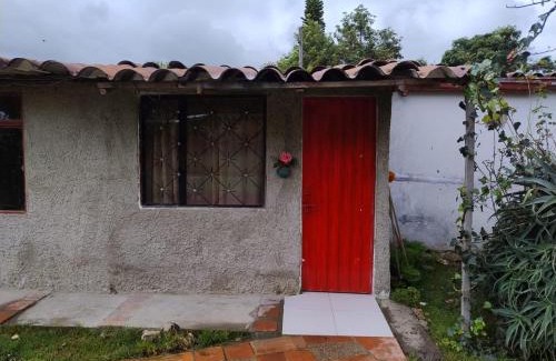 Chia Apartment | Comodo chalet, en una muy buena ubicación y rodeado de jardines