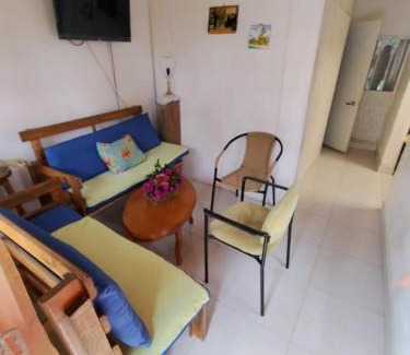 Chia Apartment | Comodo chalet, en una muy buena ubicación y rodeado de jardines