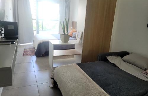 La Plata Apartment | Comodo Depto Zona Plaza Paso con opcion de cochera by Lofter