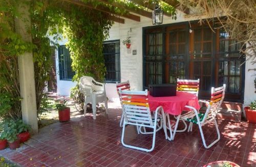 San Juan House | Complejo Los Aromos, San Juan, AR