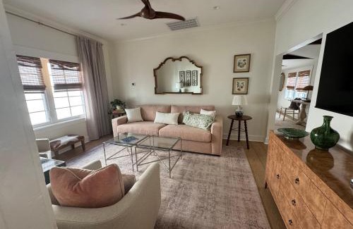 Cannonborough Elliotborough Villa | Concept House Charleston