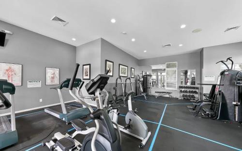 Southside Apartment | Condo near Jax Beach and Mayo Clinic