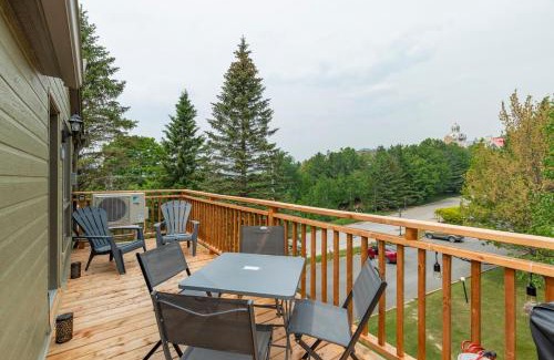 Mont-Tremblant Apartment | Condo Resort - Gondola 4 min walk -Terrace