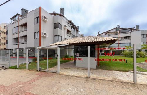 Ingleses Norte House | Condomínio bem localizado a 100m da Praia - CSC