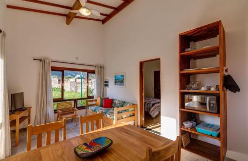 Lazaro House | Condomínio na Praia do Lázaro