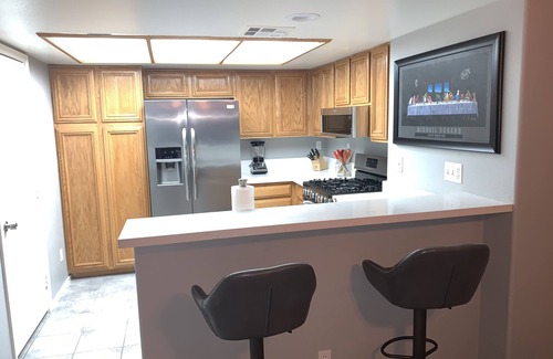 Las Vegas Condo | Condominium near to strip and New Raiders Stadium!