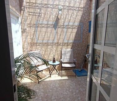 Naguanagua House | Confortable y hermosa casa en conjunto cerrado a 5 minutos de La Universidad de Carabobo y 10 de la zona centrica Valencia con todos los serivicios cerca