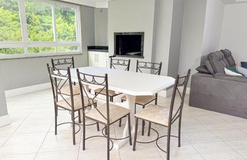 Higienopolis Apartment | Conforto e Localização no Coração de POA SK1661