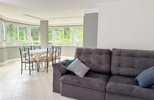 Higienopolis Apartment | Conforto e Localização no Coração de POA SK1661