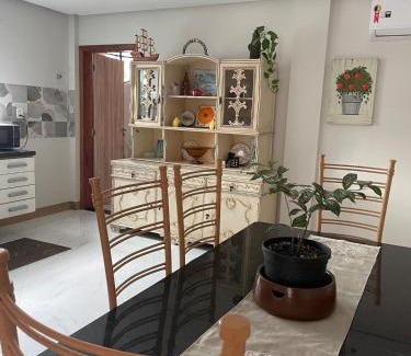 Aleixo Apartment | Conforto em ótima localização