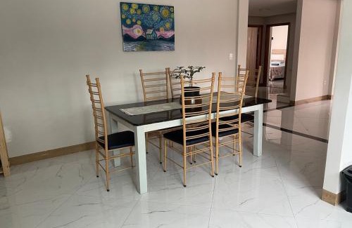 Aleixo Apartment | Conforto em ótima localização