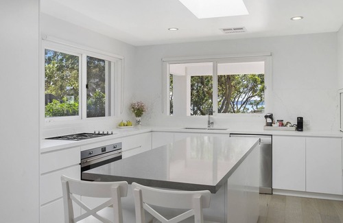 Whale Beach House | Constance of Whale Beach by TCC