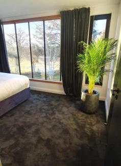 Kilsallaghan Cabin | Contemporary Dublin Suite