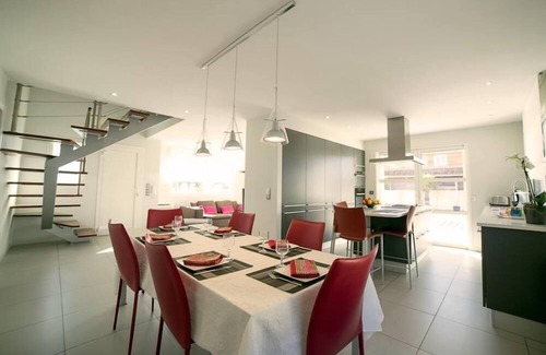 Capbreton House | Contemporary villa between the beaches and the city ranked 5 stars