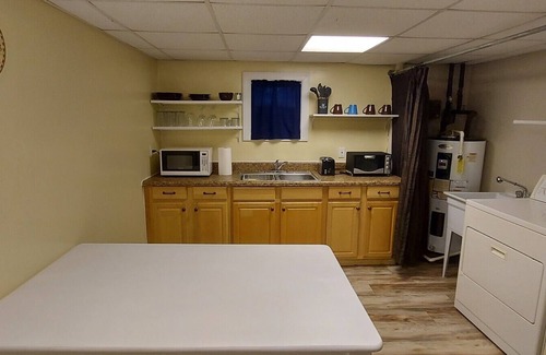 Augusta Apartment | Contract Work in Augusta? Comfort Meets Calm — Private Riverfront, Scenic Views