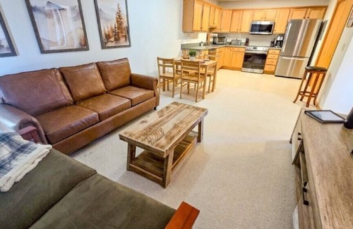 Red Lodge House | Convenient and Comfortable Townhome with Mountain Views