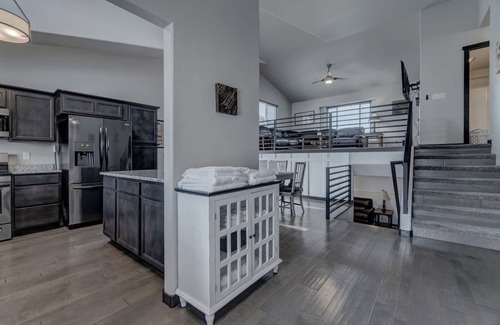 Rapid City House | Convenient Location Family-Friendly Locally Owned!