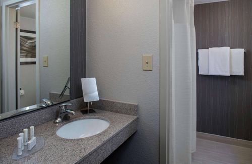 Norcross Hotel | Convenient Stay, Superb Location! Free Parking, Onsite Pool, Pets Allowed