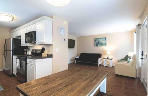 Oxford House | Convenient to campus and The Square