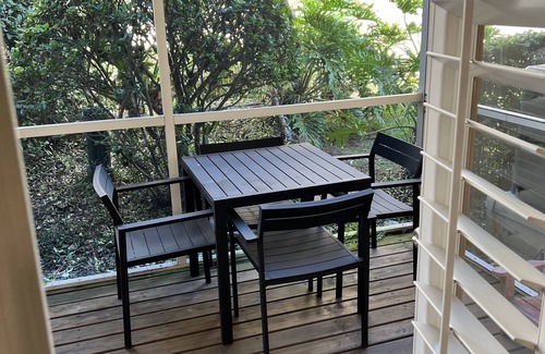 St. Petersburg - Clearwater House | Conveniently located townhome in gated community.