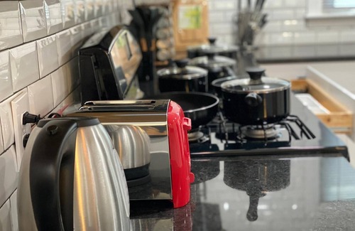 Marietta House | Conveniently Located close to the City Center