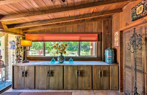 Graton House | Converted Barn in Sebastopol with Private Patio!