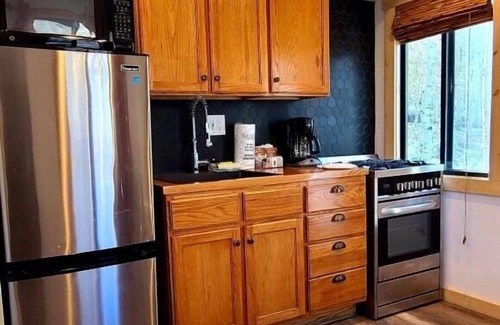 Crowley Lake Cabin | Convict Lake Resort