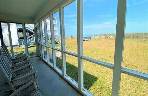 Windy Hill House | Cool Air Cottage Downstairs OF Duplex