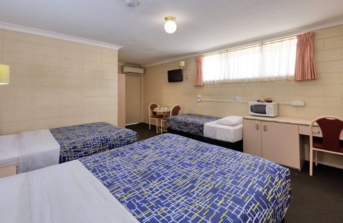 Cootamundra Hotel | Cootamundra Gardens Motel