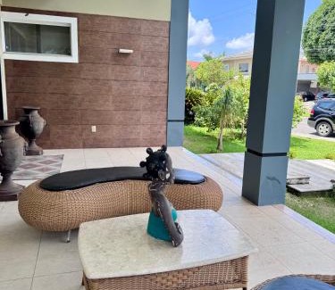 Val-de-Caes House | COP30 - Maravilhosa mansão 800m2 no Cristalville em Belém-PA