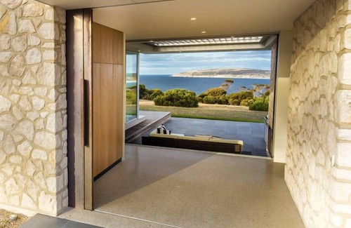 Emu Bay House | CopperstoneKI - Luxury Beach House