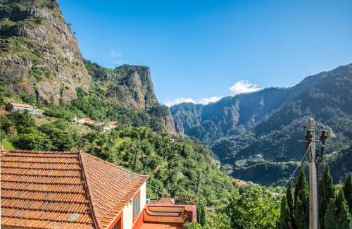 Curral das Freiras Apartment | Coração da Madeira by Homie