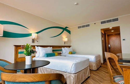 Beach & Coast Hotel | Coral Beach Resort - Sharjah