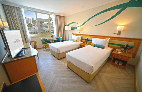 Beach & Coast Hotel | Coral Beach Resort - Sharjah