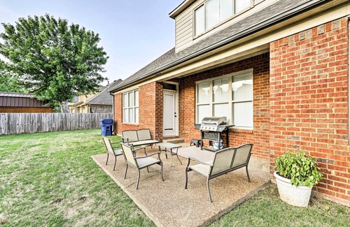 Cordova Cottage | Cordova Home w/Pool Table, 17 Mi to Memphis Zoo!