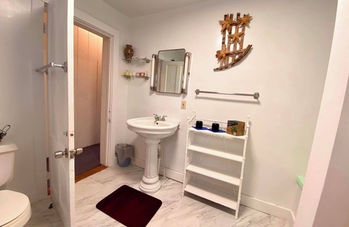 Corea Bed & Breakfast | Corea Harbor's Black Duck Inn