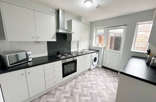 Billingham House | Corfe House by Blue Skies Stays