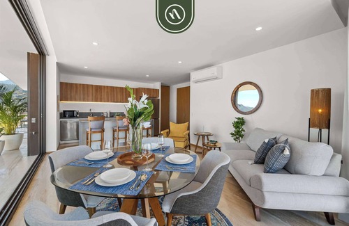 Lazaro Cardenas Apartment | Corner 2 BR Condo - Rooftop Pool with Oceanview