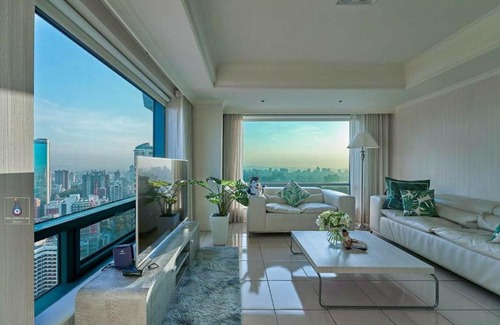 West District Apartment | Corner Inn