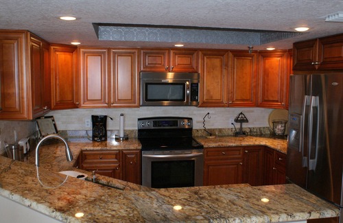 Hudson Condo | CORNER UNIT- SPACIOUS 1400 SQUARE FEET! 2 BALCONIES! GULF VIEWS! 5 STAR!